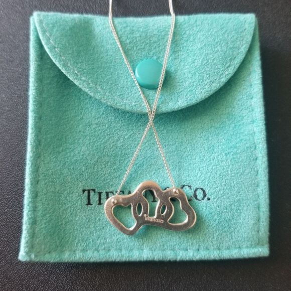 Tiffany & Co. Three Hearts Pendant Necklace - Picture 3 of 9